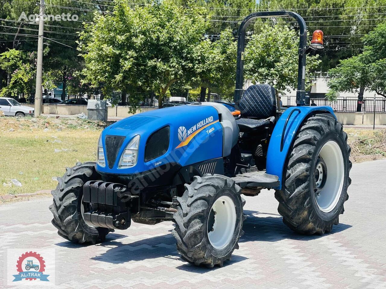 mini traktorius New Holland T 480 S