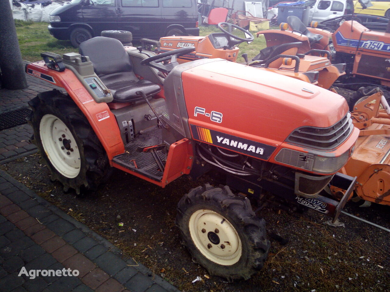 mini traktorius Yanmar F6