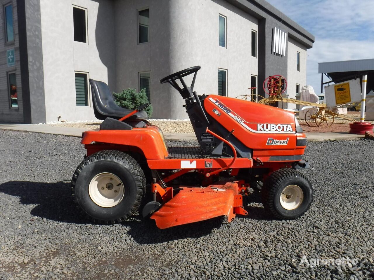 vejos traktorius Kubota TI600H